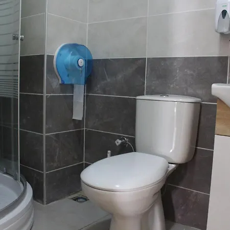 Eyluel Aparthotel